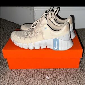 Nike Women's Cream and Blue Sneakers